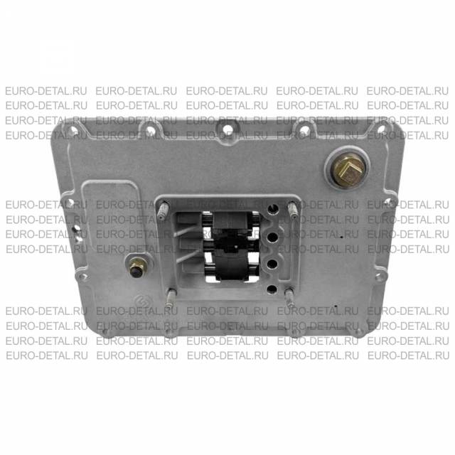 Крышка коробки передач в сборе с вилками Yutong ZK6890