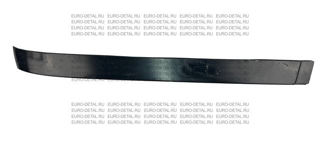 Обшивка нижнего правая угла передка Yutong 6122  2803-01733